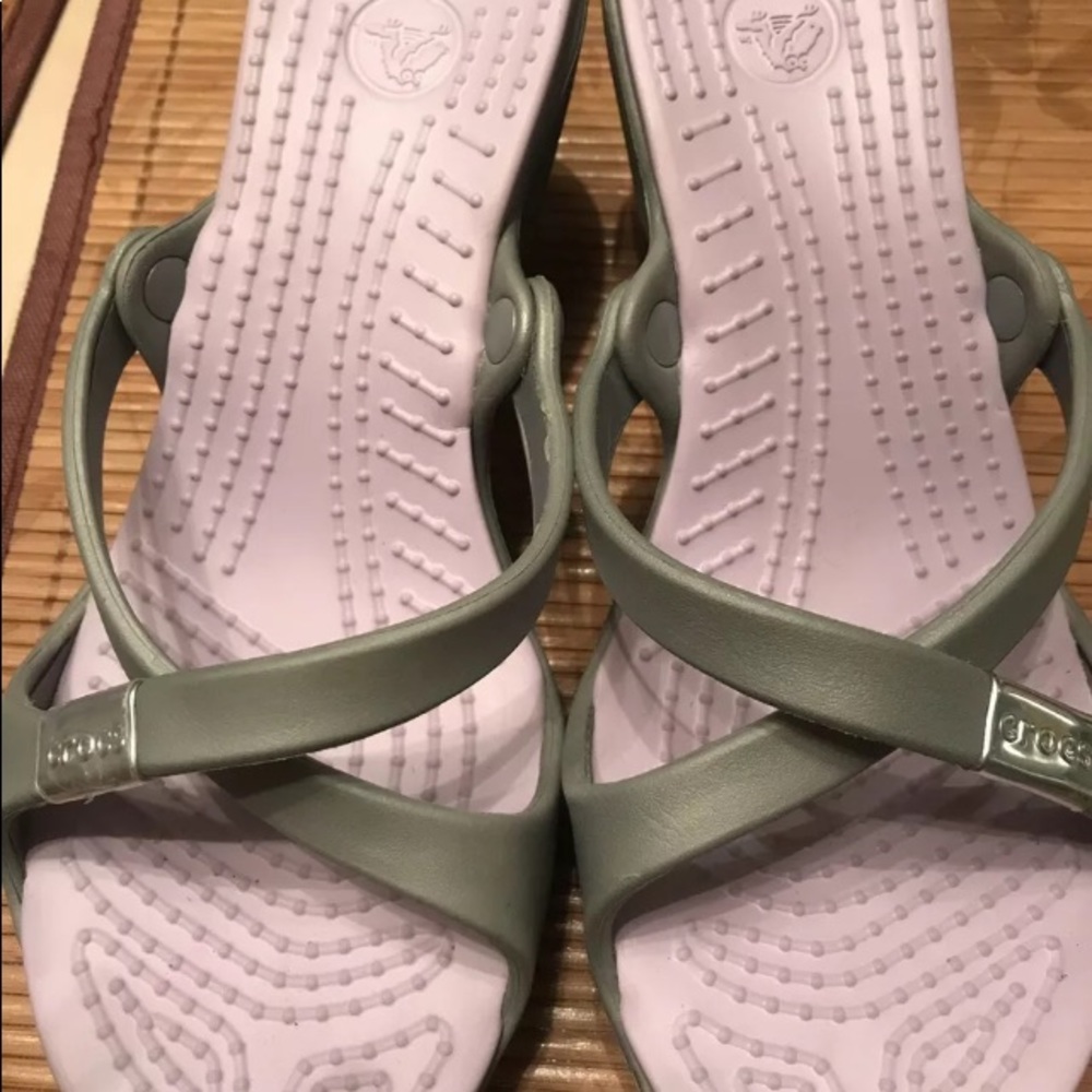 Army/Sage Green/Cyprus Grey Croc Wedges: Like New